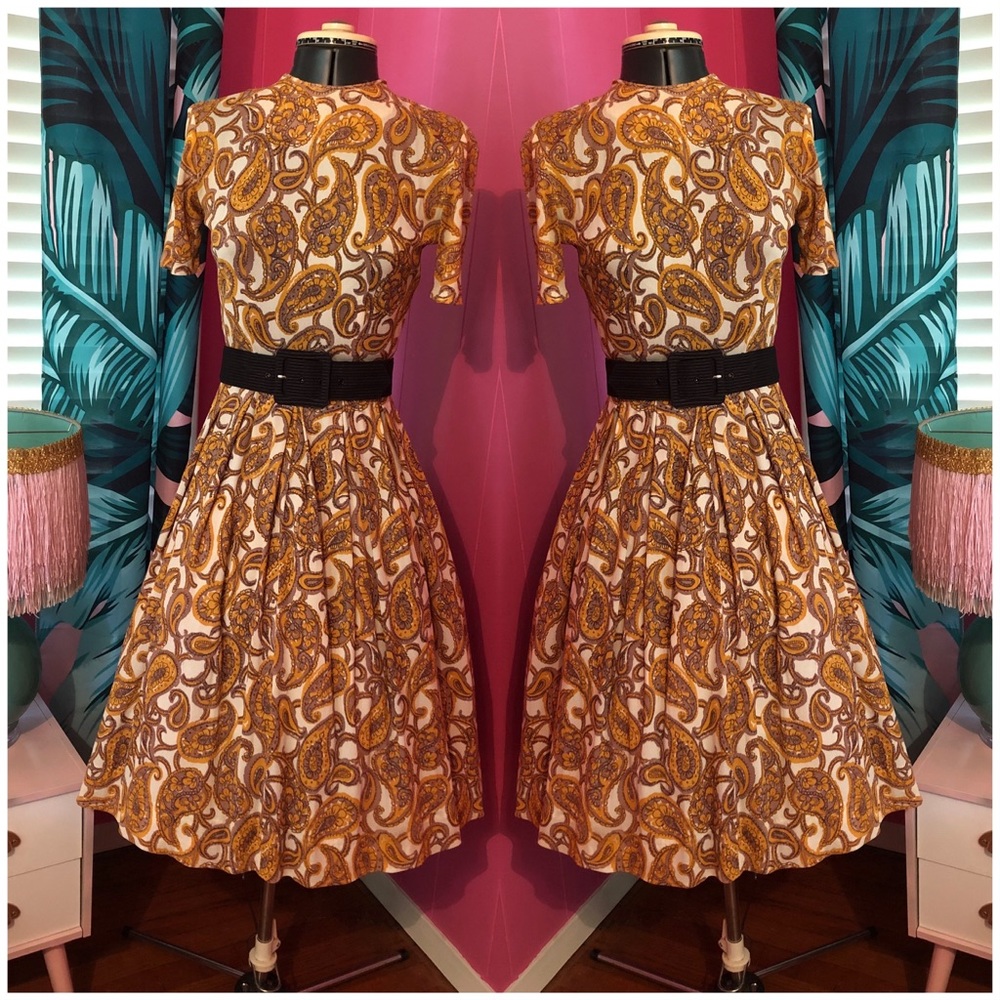 VTG 60s Autumn Paisley Dress